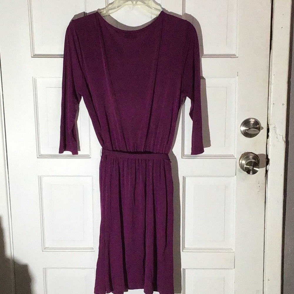 LOFT DRESS - Picture 5 of 10